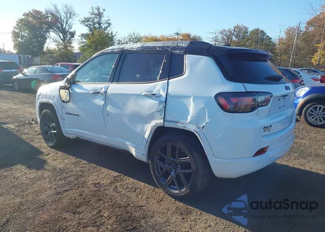 2025 Jeep Compass Limited 4X4 z USA, uszkodzony, nr VIN 3C4NJDCN8ST549226